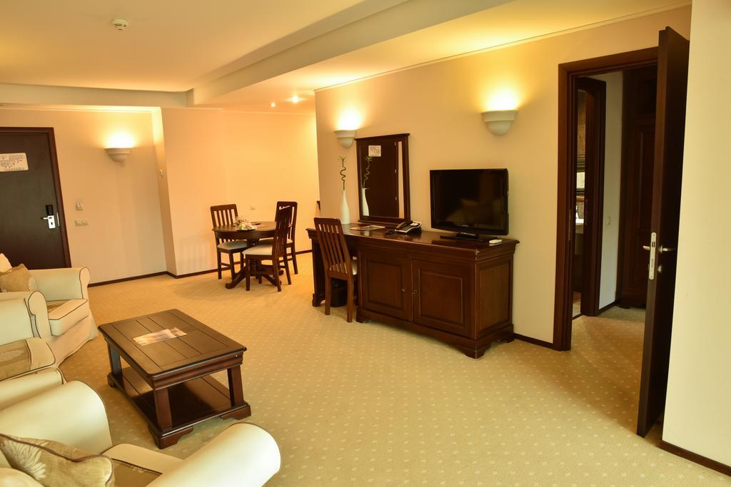 Apartament Executive Vedere Munte Alpin Resort Poiana Brasov Exterior photo